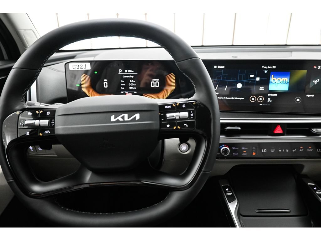 New 2026 Kia Sorento EX FWD image 18