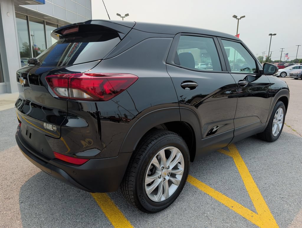 Used 2022 Chevrolet TrailBlazer LS FWD image 7