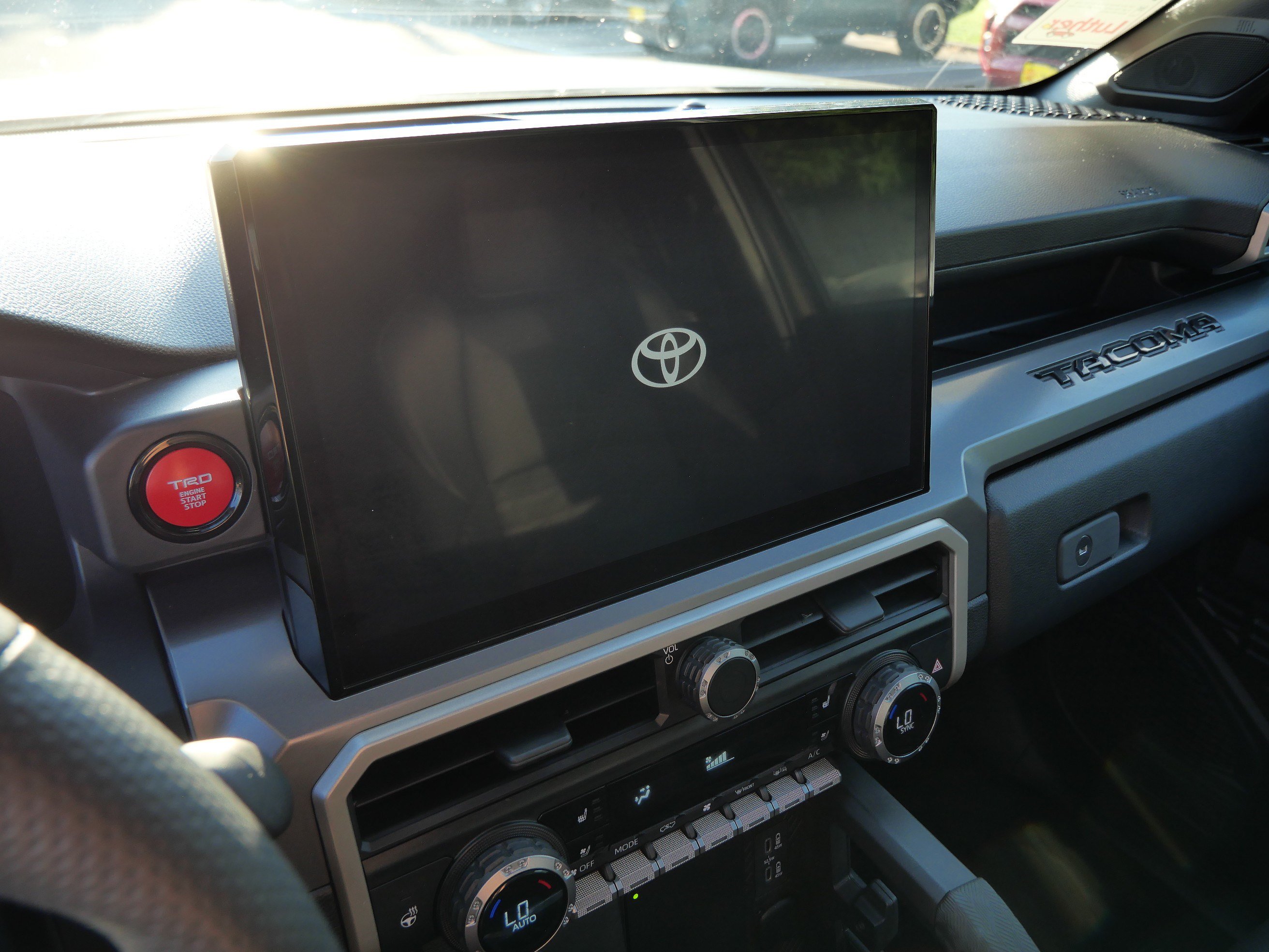 Used 2024 Toyota Tacoma TRD Off-Road w/ TRD Off Road Premium Package AWD/4WD image 22