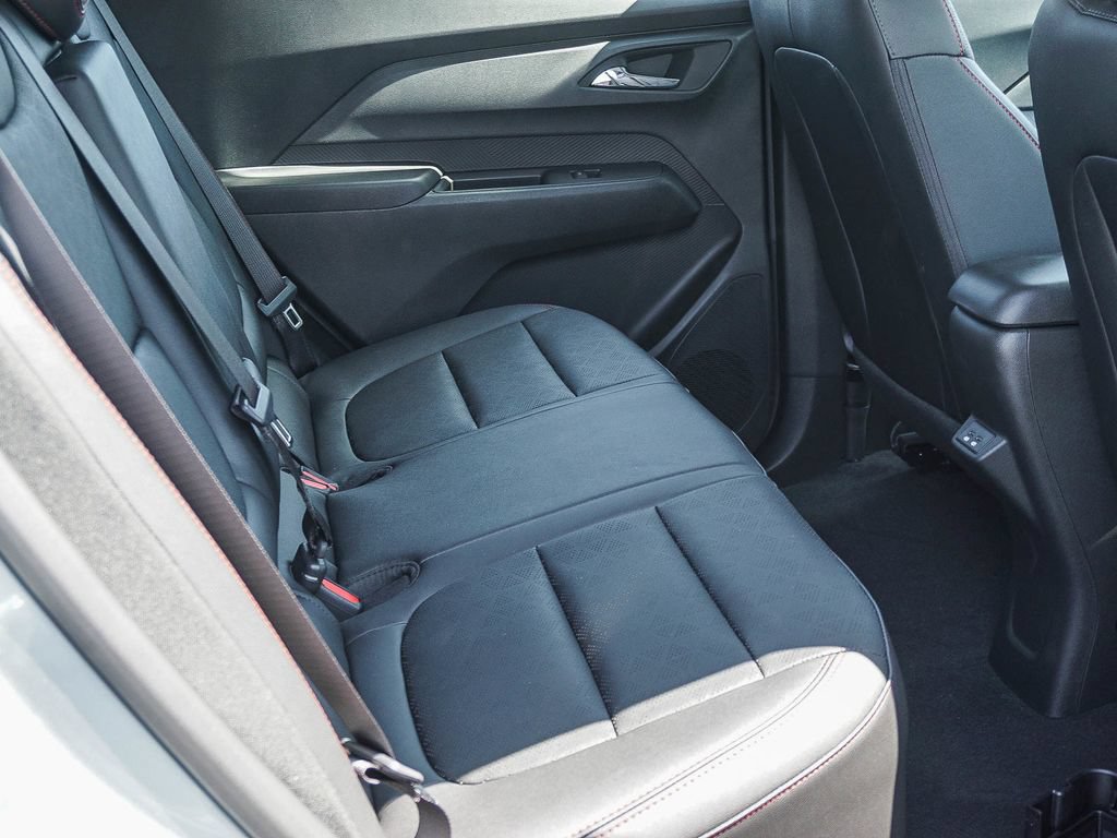 New 2027 Chevrolet Bolt RS w/ Technology Package FWD image 13