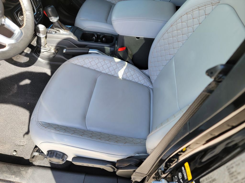 Used 2021 Jeep Gladiator Overland image 9