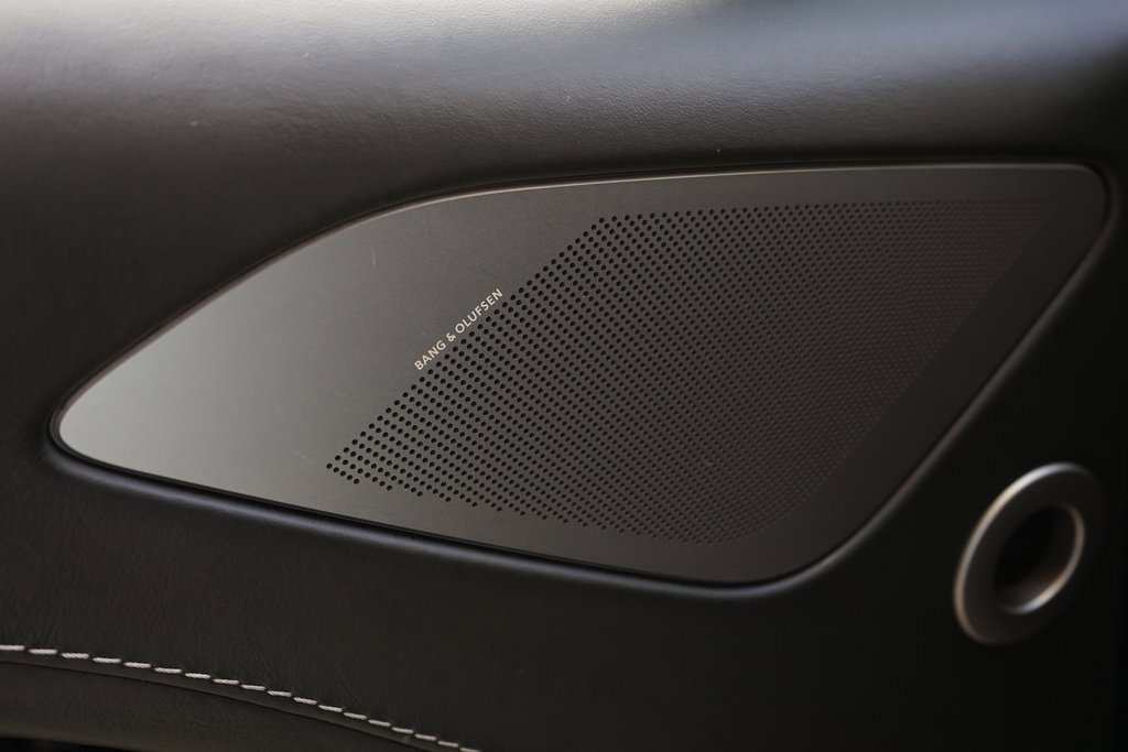 Used 2012 Aston Martin Rapide image 29