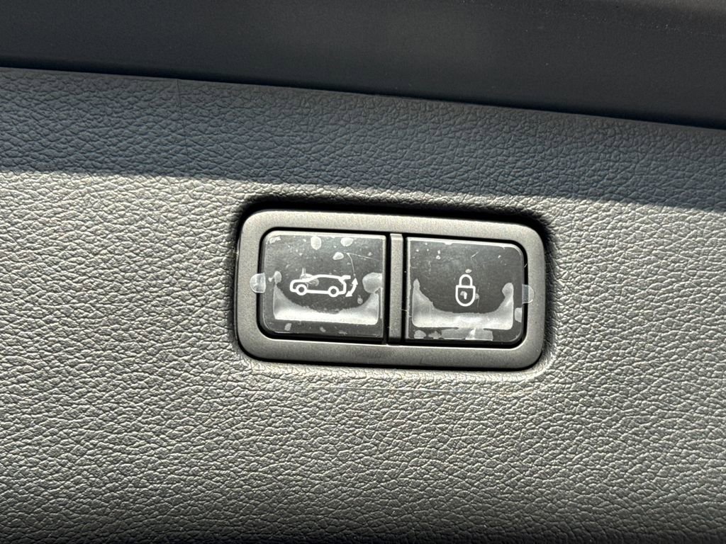 Used 2025 Genesis GV80 2.5T Select image 19