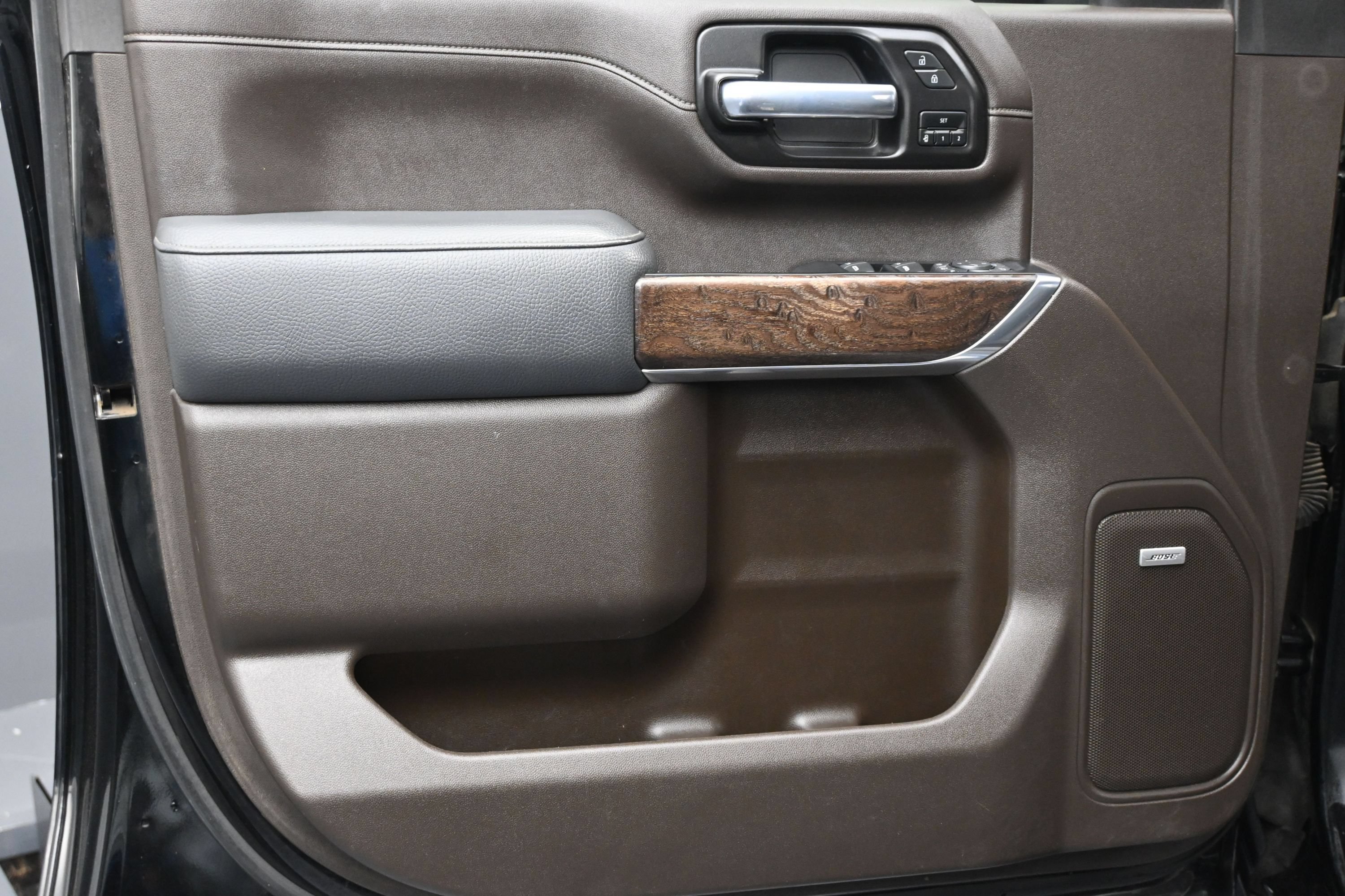 Used 2021 GMC Sierra 3500 Denali AWD/4WD image 11