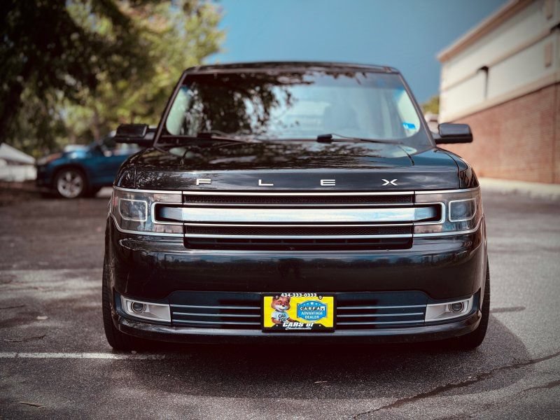 Used 2014 Ford Flex Limited w/ Equipment Group 303A AWD/4WD image 2