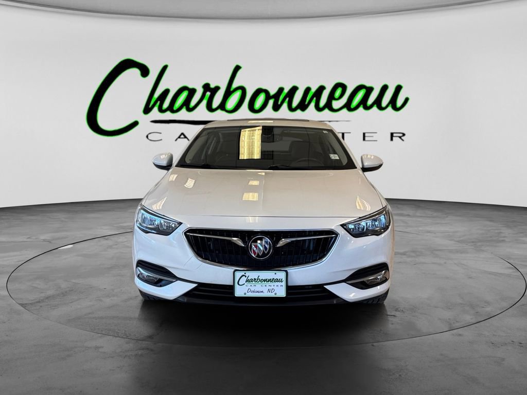 Used 2019 Buick Regal Essence w/ Sights and Sounds Package FWD image 8