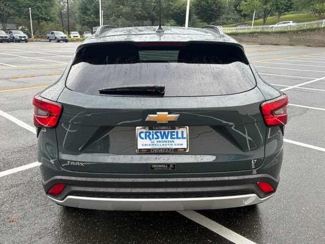 Used 2026 Chevrolet Trax LT w/ LT Convenience Package FWD image 6