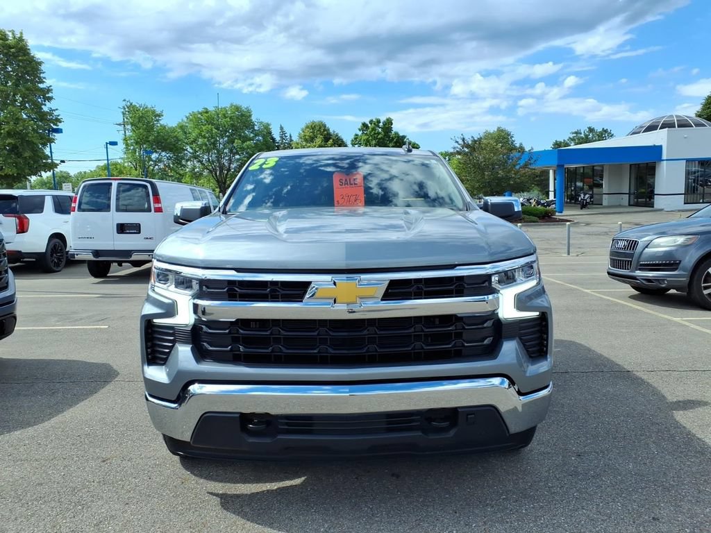 Certified 2023 Chevrolet Silverado 1500 LT AWD/4WD image 2