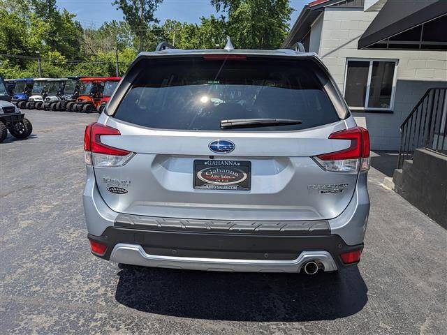 Used 2021 Subaru Forester Touring image 5