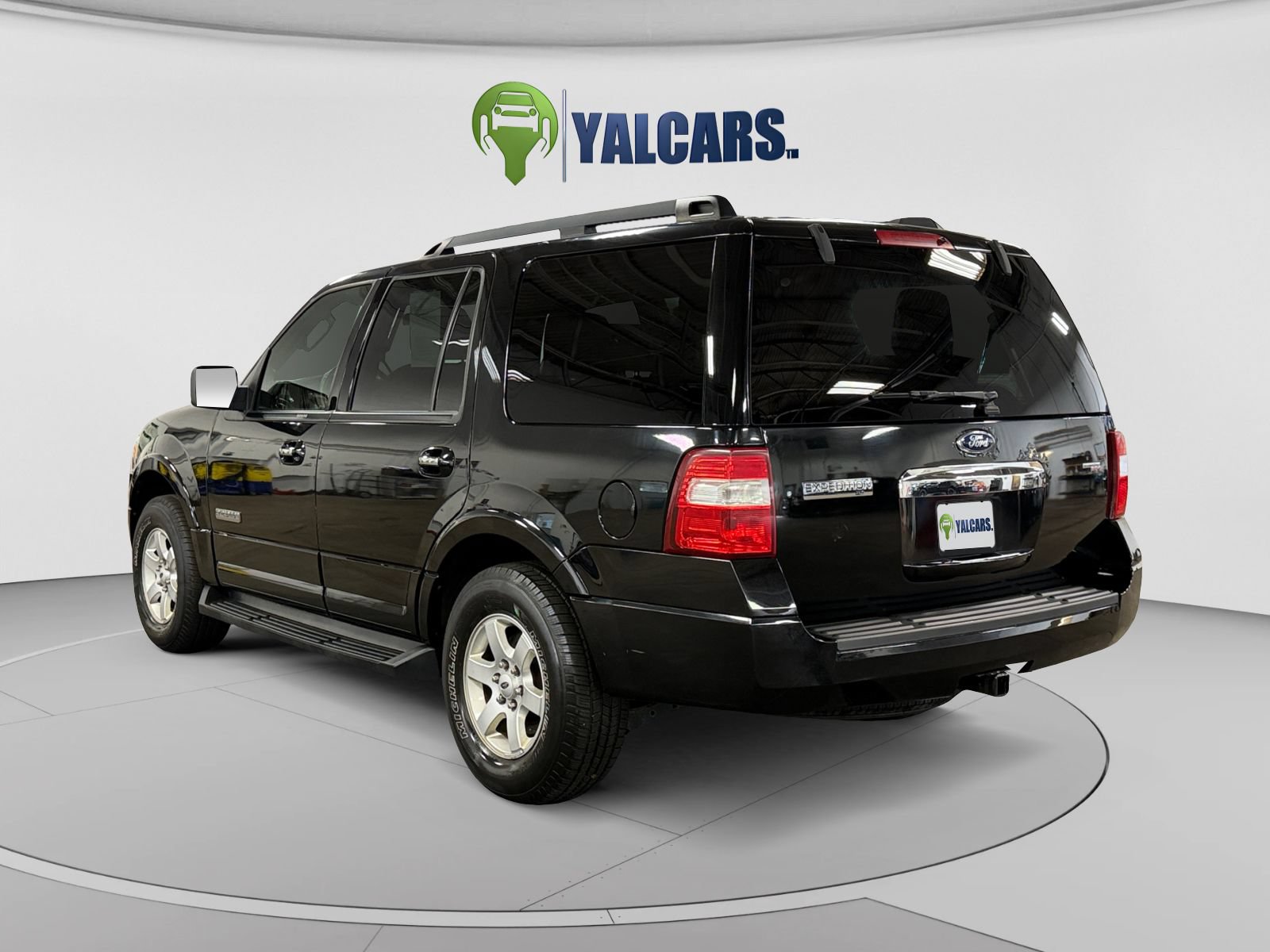 Used 2008 Ford Expedition XLT AWD/4WD image 3
