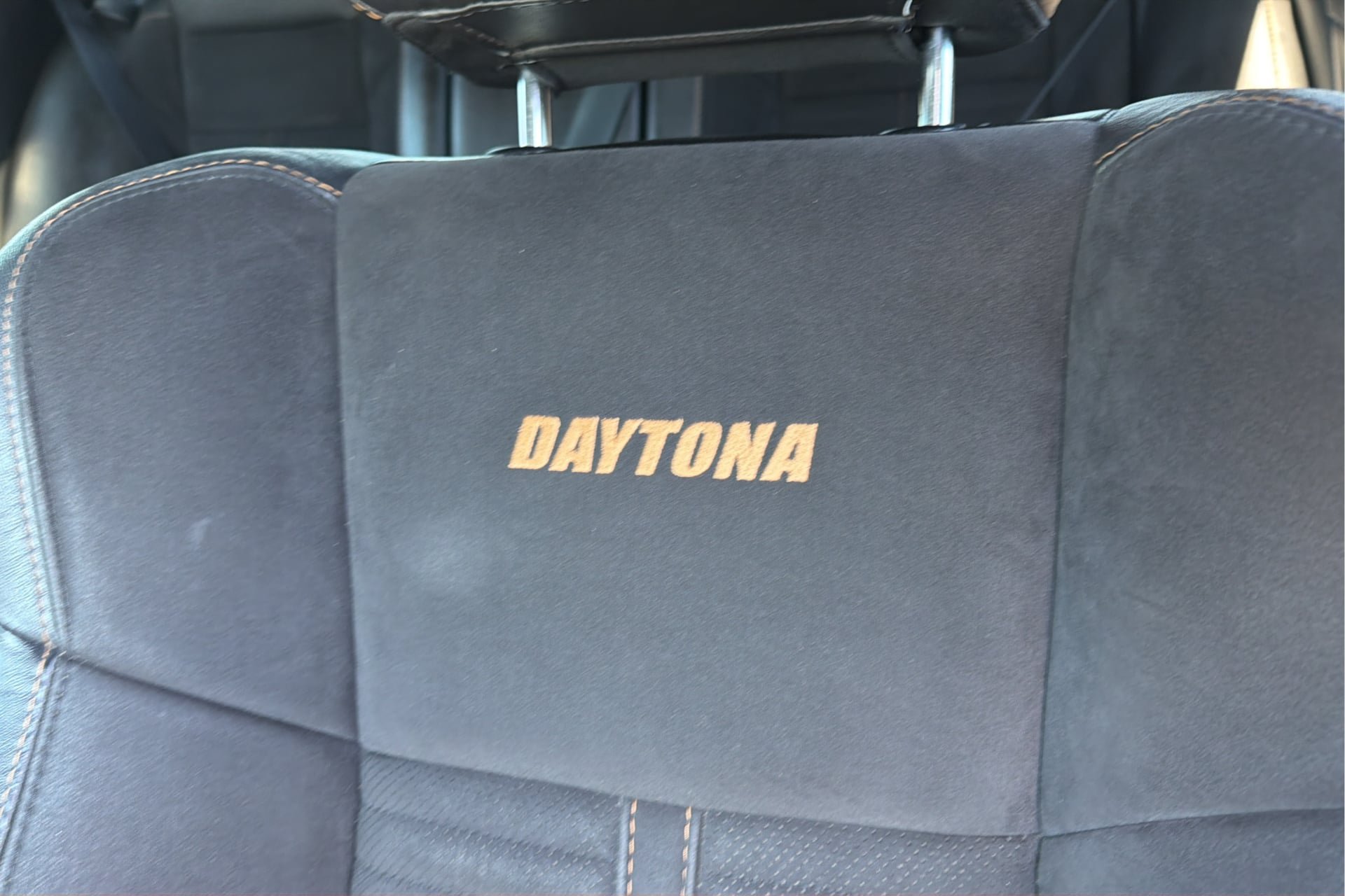 Used 2018 Dodge Charger R/T RWD image 34