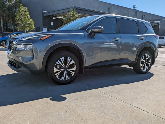 Used 2023 Nissan Rogue SV image 10