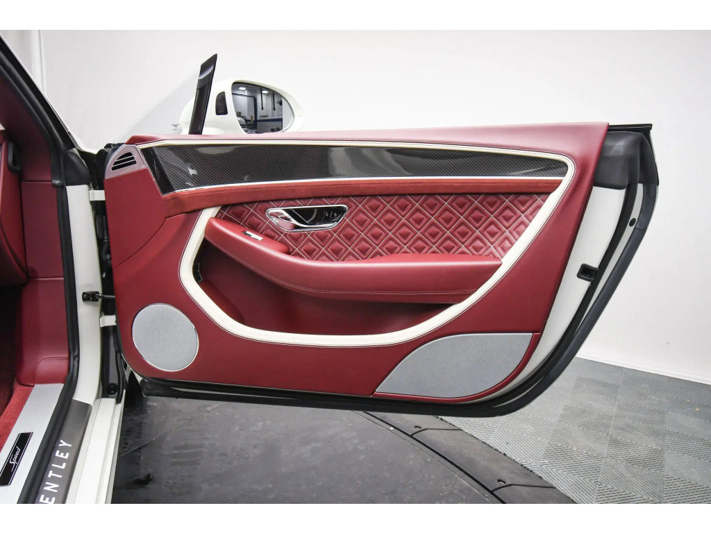 Used 2022 Bentley Continental GT Speed image 47