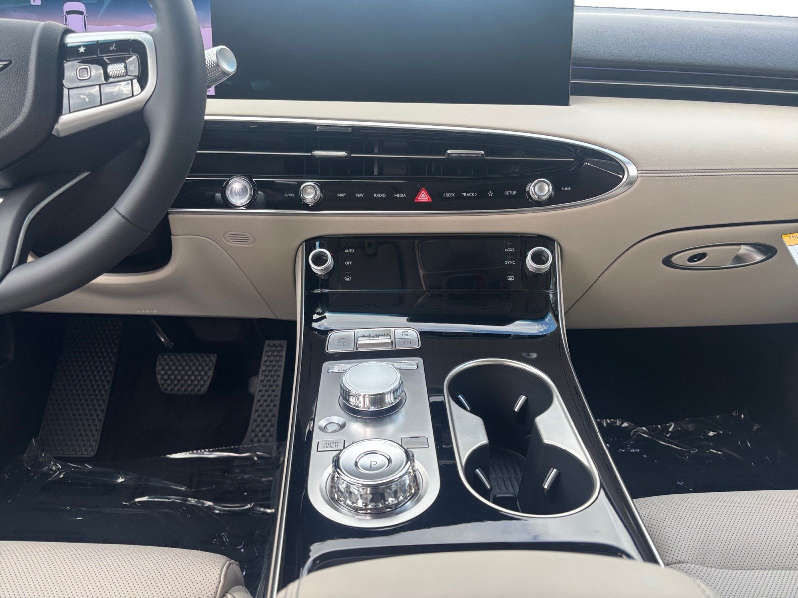 New 2026 Genesis GV70 2.5T AWD/4WD image 11