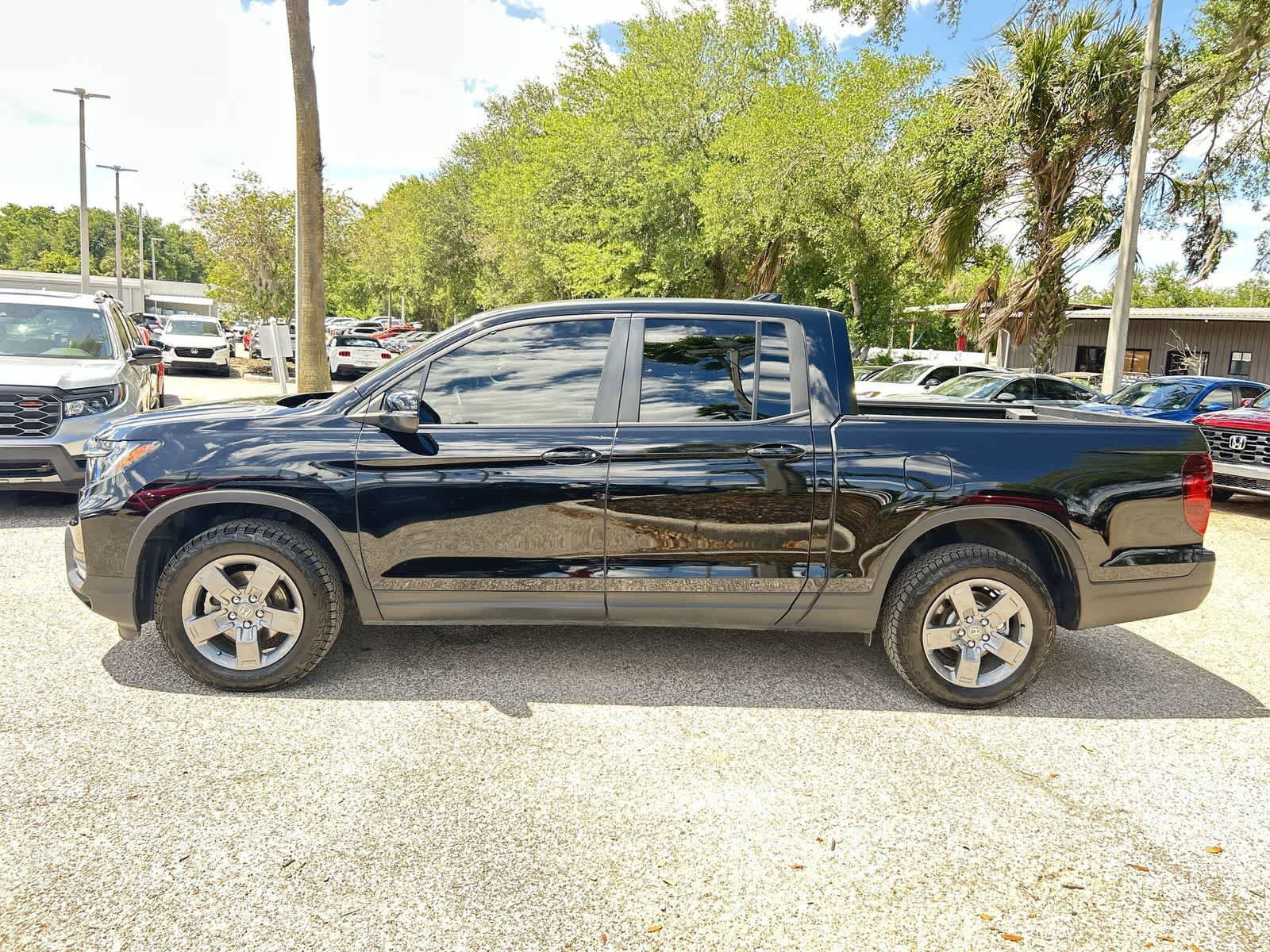 Certified 2025 Honda Ridgeline TrailSport image 4