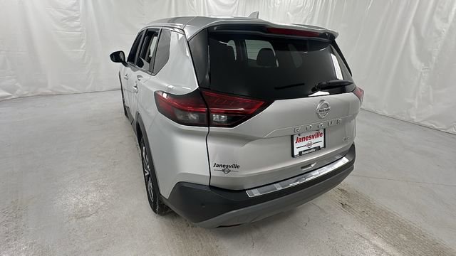Certified 2023 Nissan Rogue SV image 5