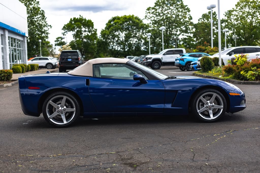 Used 2005 Chevrolet Corvette Convertible w/ Preferred Equipment Group RWD image 7