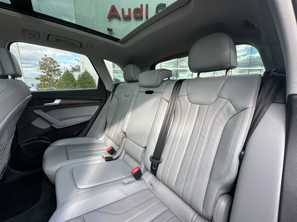 Used 2025 Audi Q5 2.0T Premium Plus w/ Premium Plus Package AWD/4WD image 20