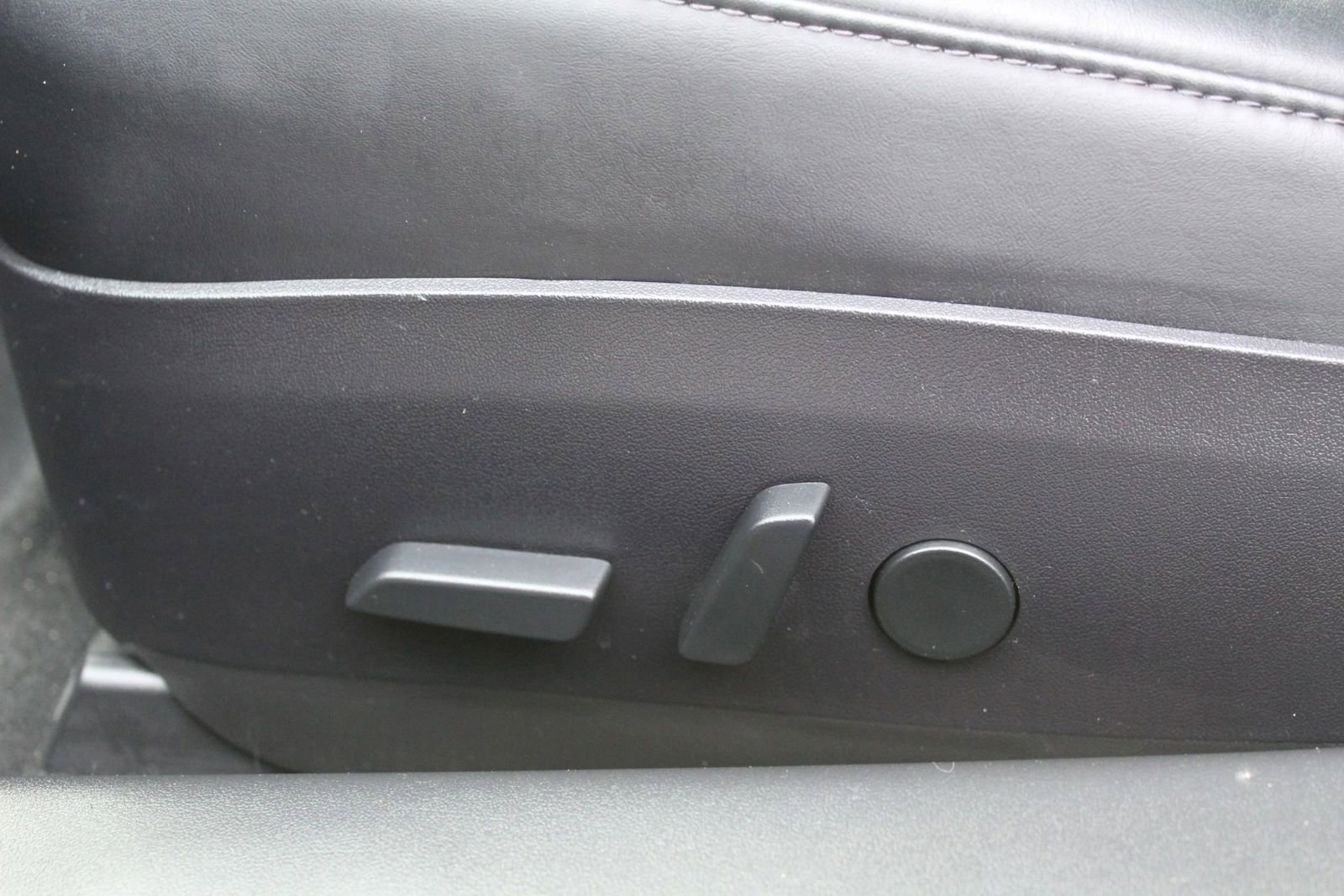 Used 2018 Tesla Model 3 Long Range image 22