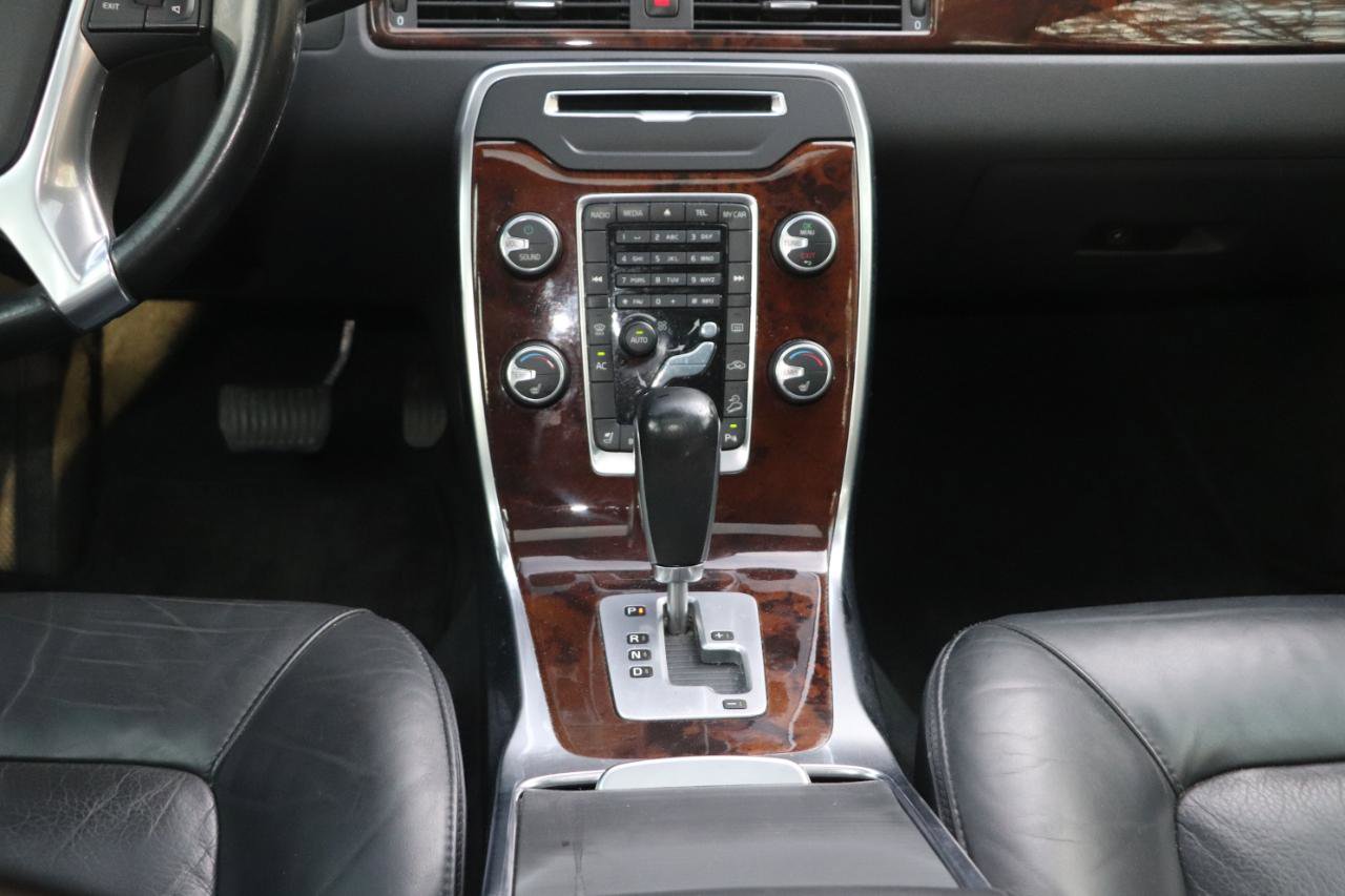 Used 2012 Volvo XC70 T6 image 31