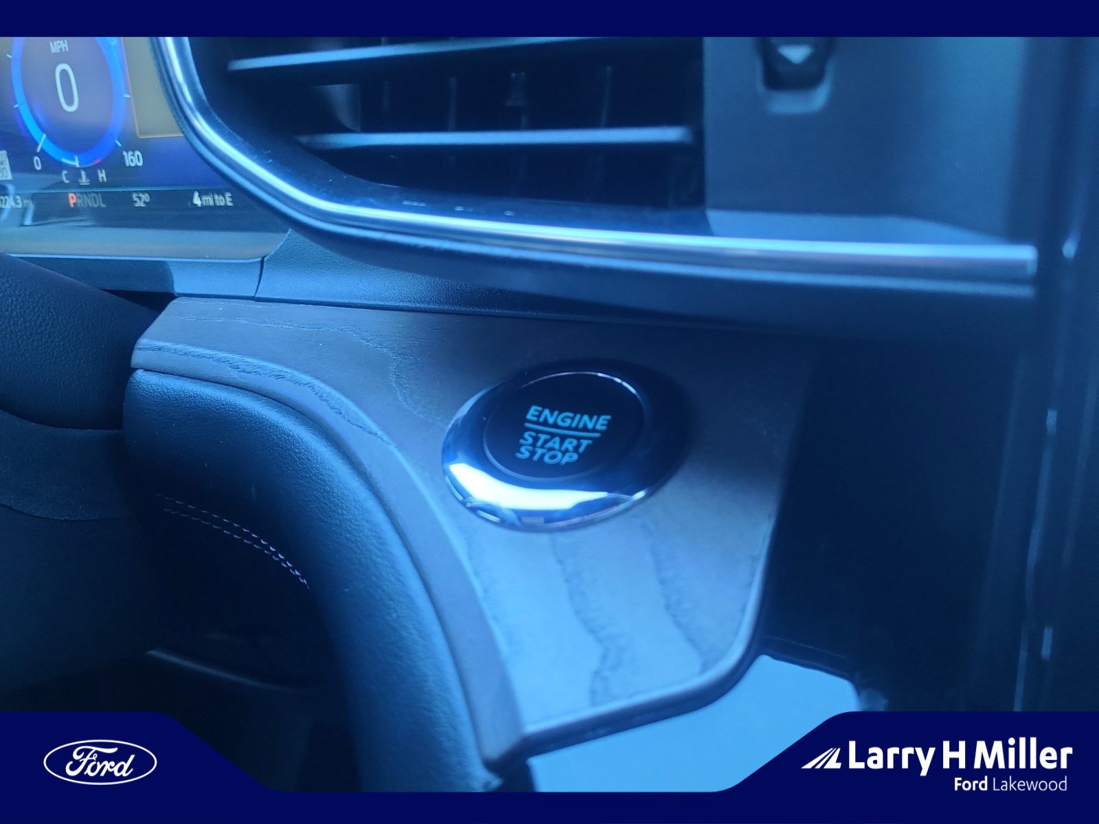 Used 2022 Ford Explorer Platinum w/ Equipment Group 601A image 29