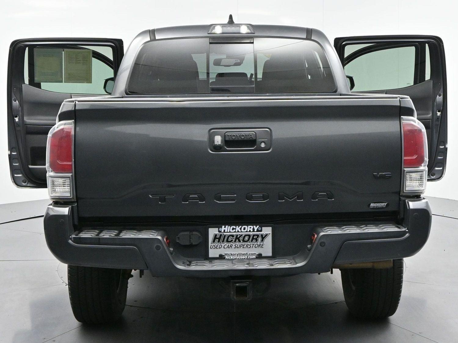 Used 2020 Toyota Tacoma TRD Off-Road w/ Technology Package AWD/4WD image 42