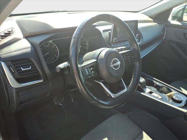 Used 2022 Nissan Rogue S AWD/4WD image 19