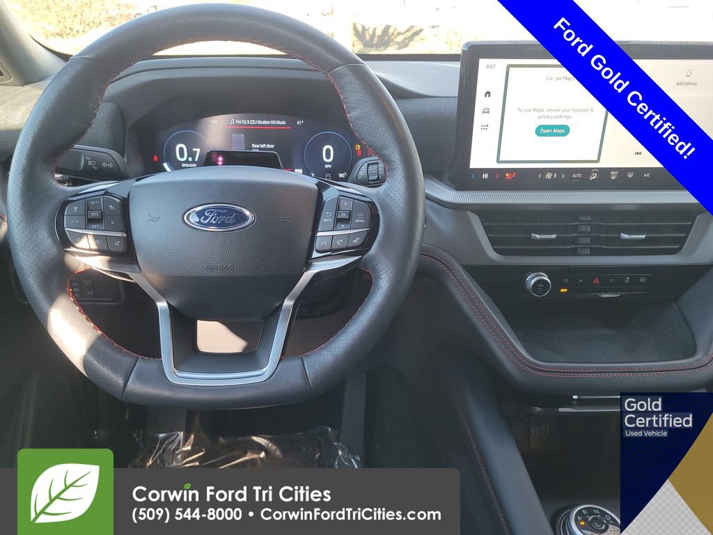 Used 2025 Ford Explorer ST-Line AWD/4WD image 3