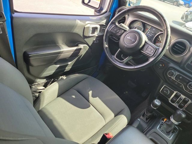 Used 2021 Jeep Gladiator Sport image 3