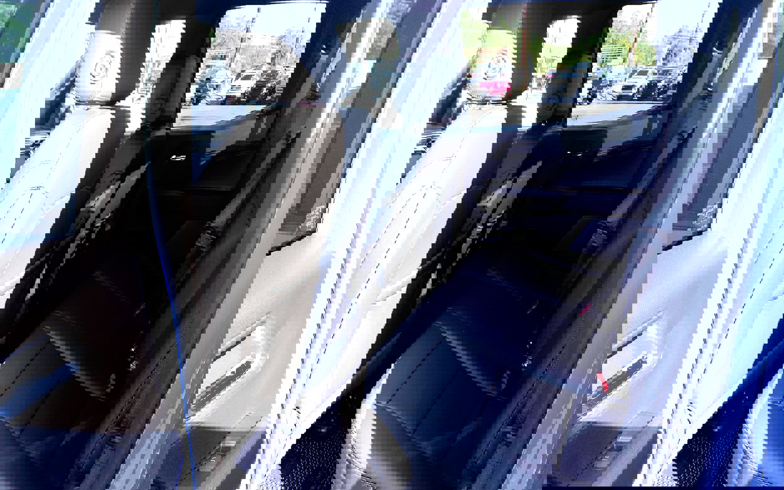 New 2025 GMC Canyon Elevation w/ Convenience Package image 8