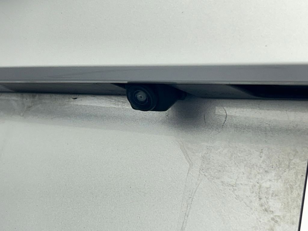 Used 2024 Mitsubishi Outlander SE image 42