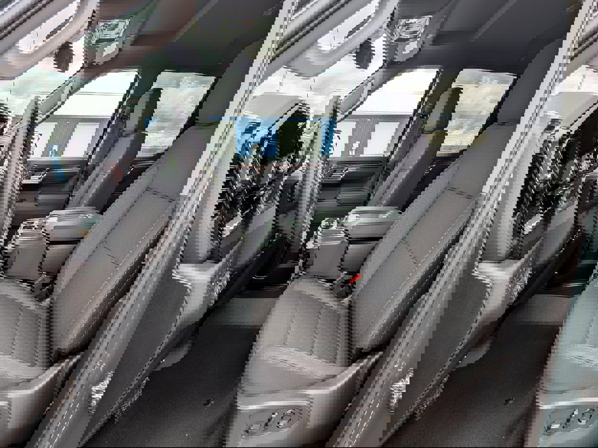 New 2026 Chevrolet Silverado 1500 LT image 7