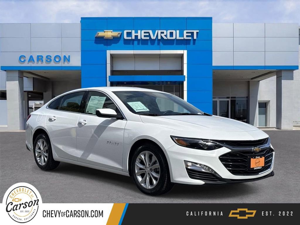 Used 2025 Chevrolet Malibu LT FWD image 1