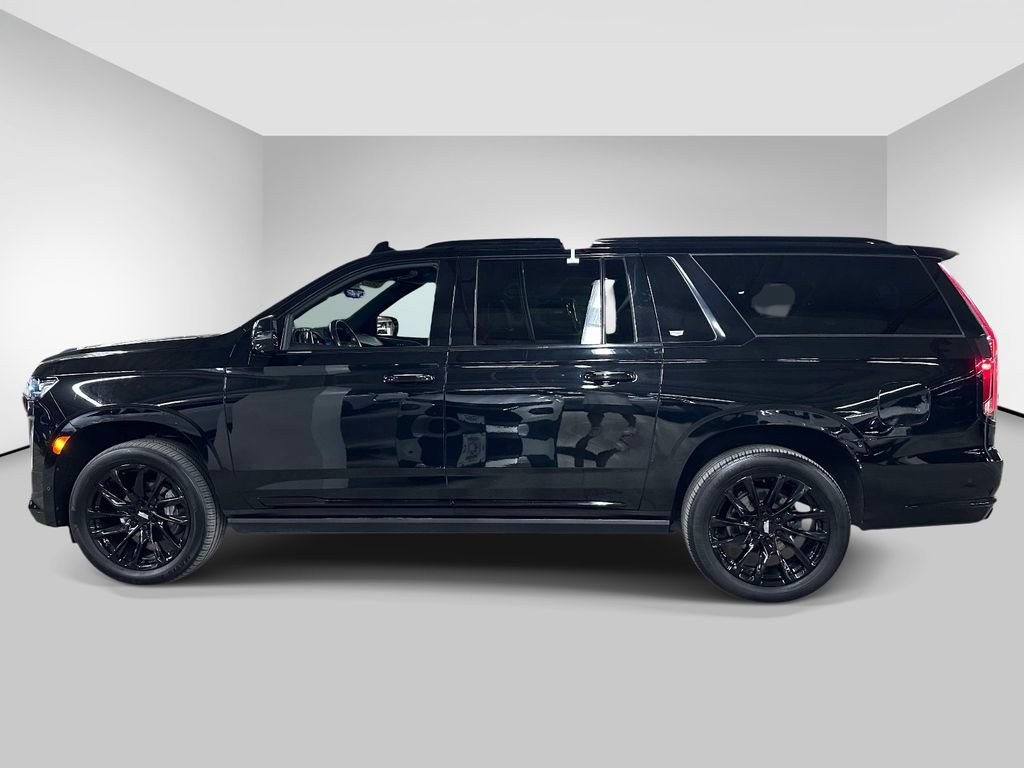 Used 2022 Cadillac Escalade ESV Sport w/ Touring Package AWD/4WD image 4
