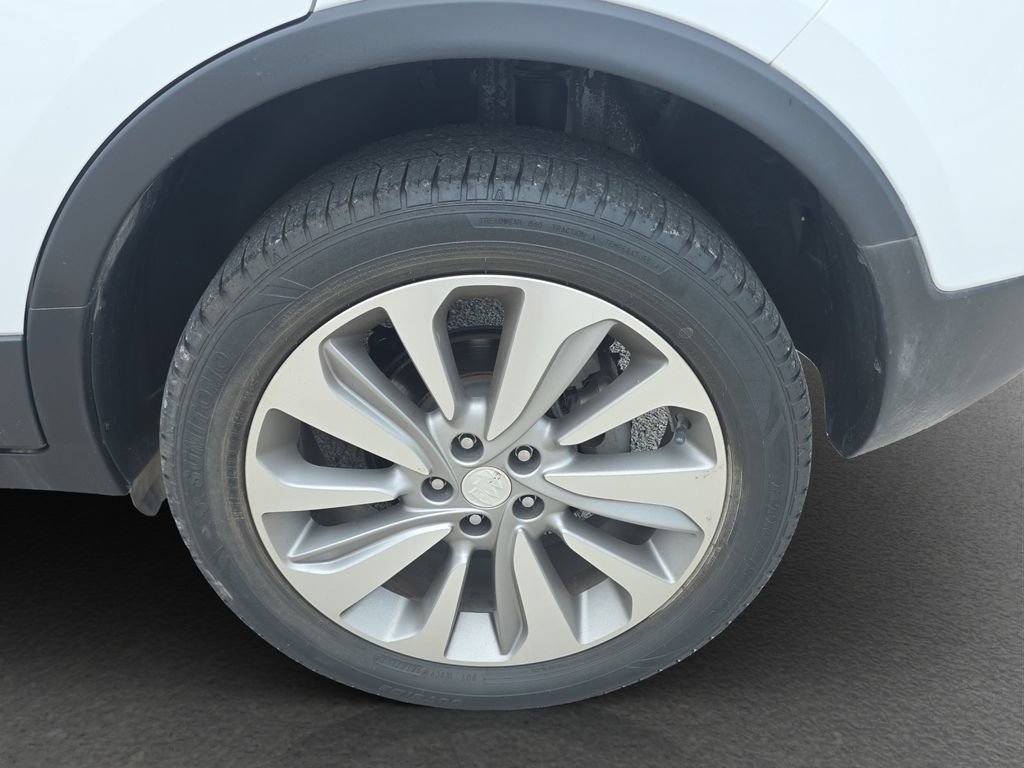 Used 2020 Buick Encore Preferred FWD image 5