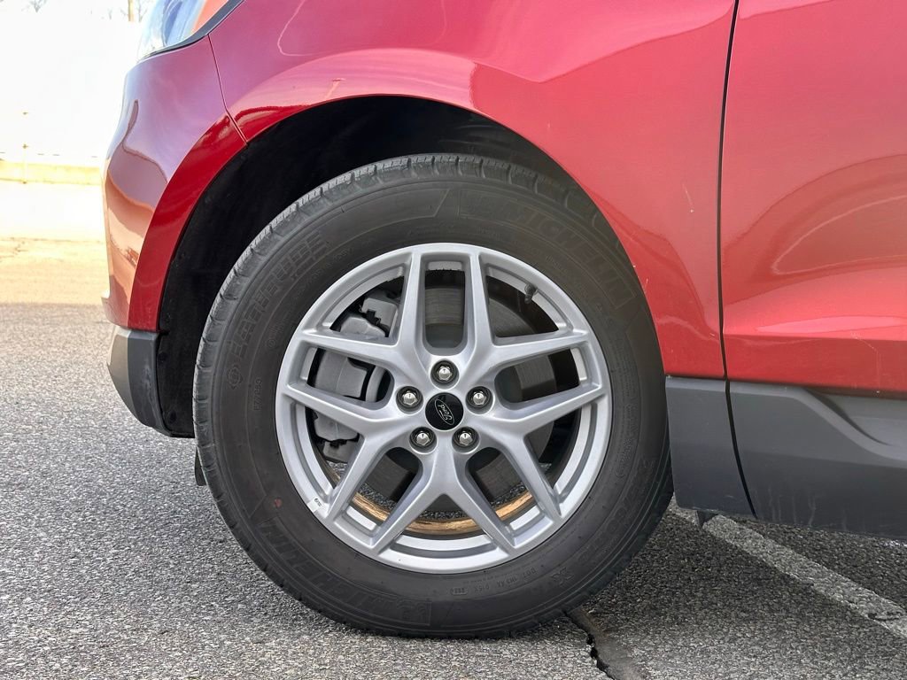 Certified 2024 Ford Edge SEL w/ Convenience Package image 8