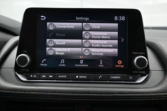 Used 2025 Nissan Rogue SV AWD/4WD image 40