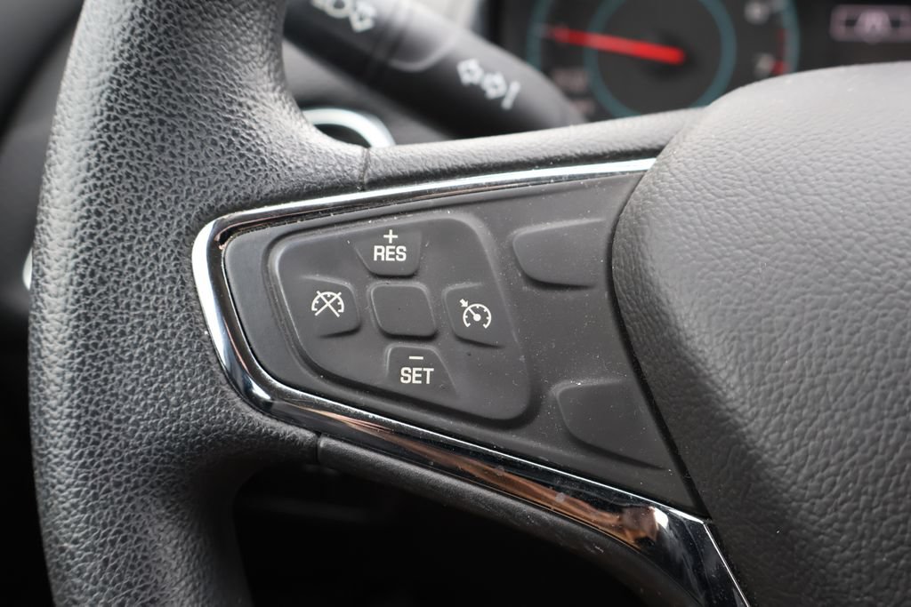 Used 2017 Chevrolet Cruze LT FWD image 16