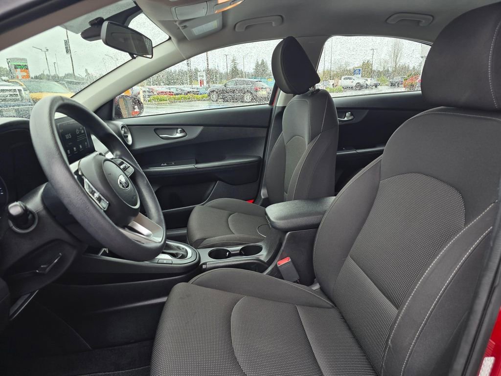 Certified 2020 Kia Forte LXS FWD image 12