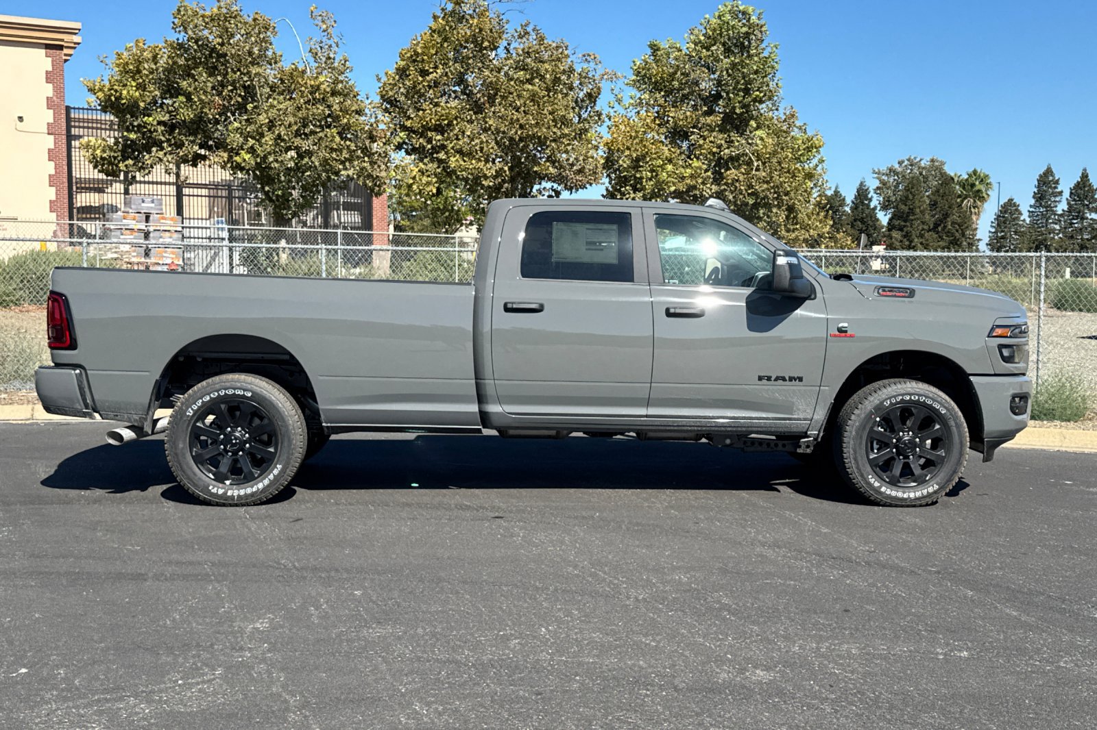 New 2026 RAM 3500 Big Horn AWD/4WD image 2
