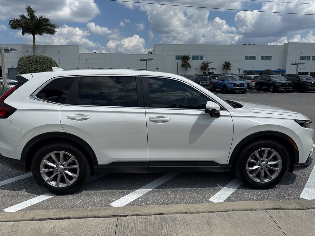 Used 2024 Honda CR-V EX image 6