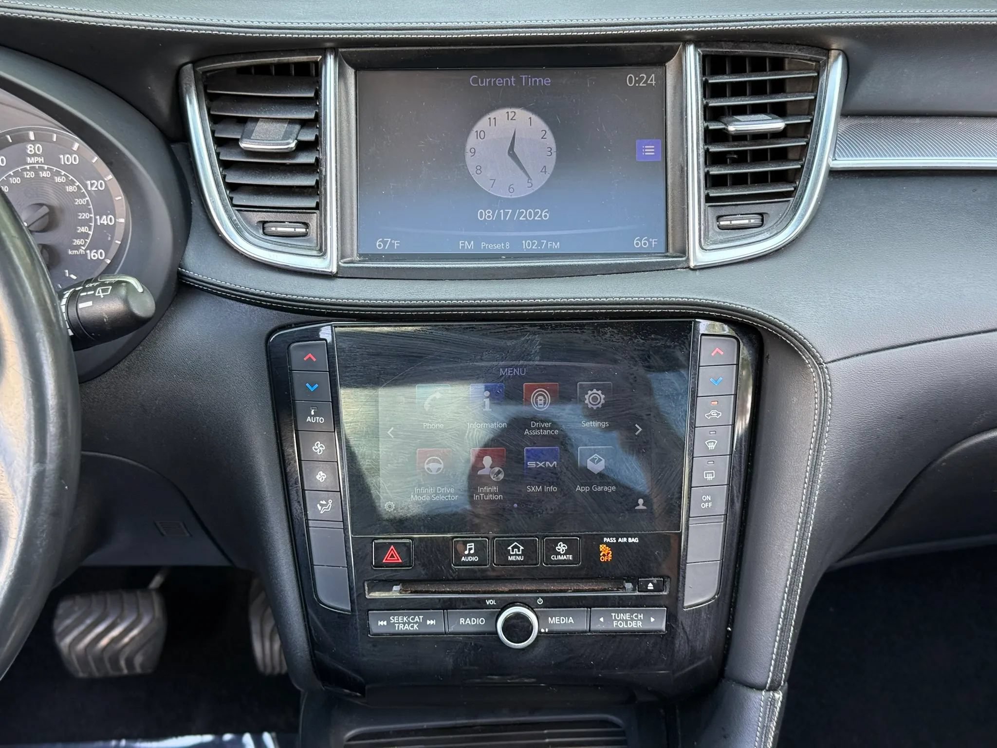 Used 2019 INFINITI QX50 Luxe AWD/4WD image 16