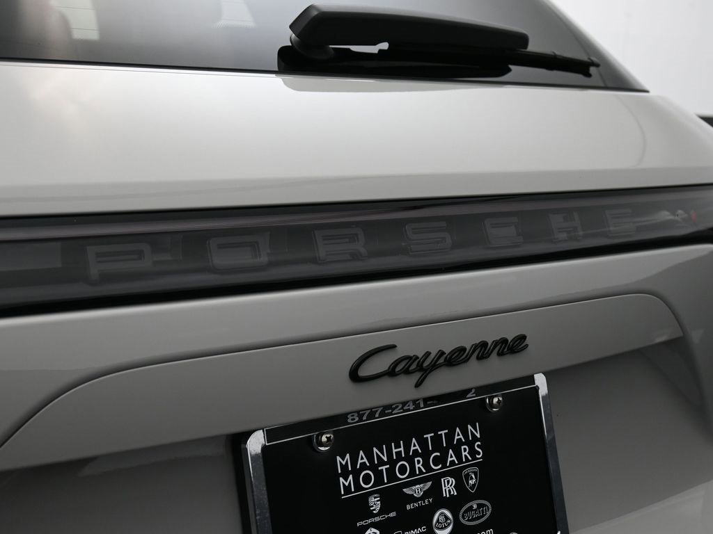 Certified 2023 Porsche Cayenne image 14