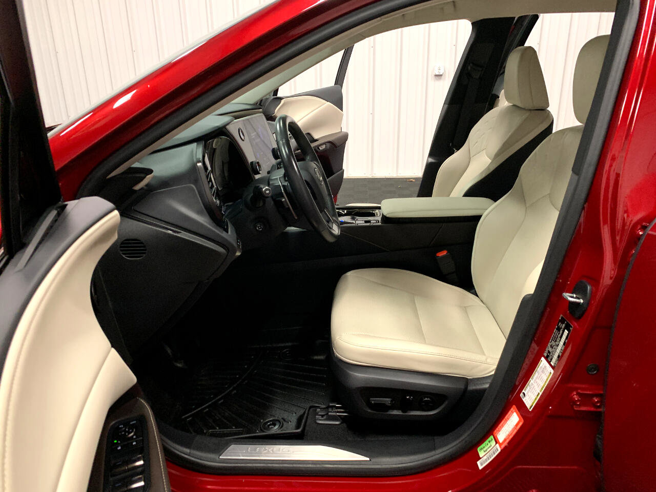 Used 2024 Lexus RX 350 FWD image 40