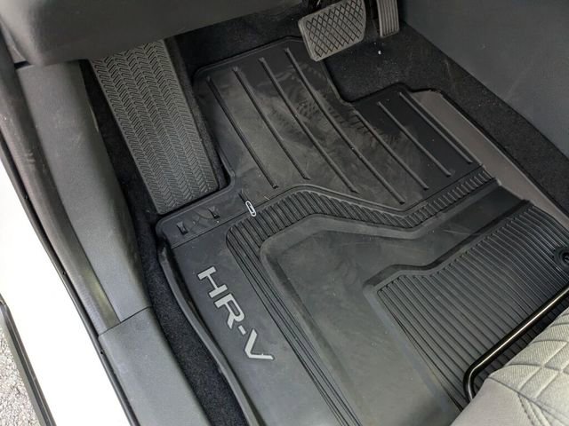 New 2026 Honda HR-V LX image 25