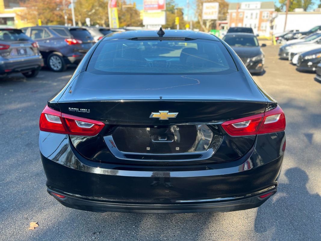 Used 2023 Chevrolet Malibu LS FWD image 3