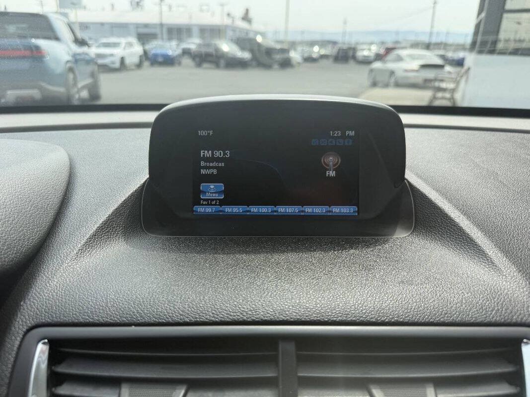 Used 2015 Buick Encore FWD image 13