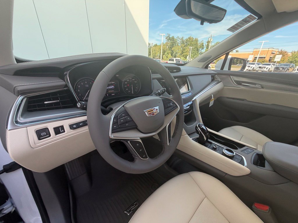 New 2026 Cadillac XT5 Premium Luxury w/ Driver Assist Package FWD image 13