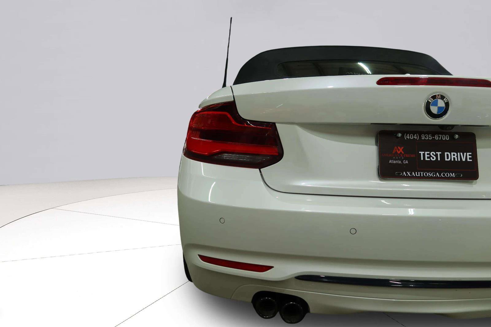 Used 2020 BMW 230i Convertible w/ Premium Package RWD image 6
