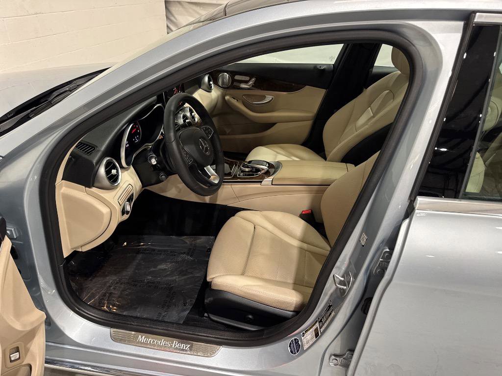 Used 2017 Mercedes-Benz C 300 Sedan image 32